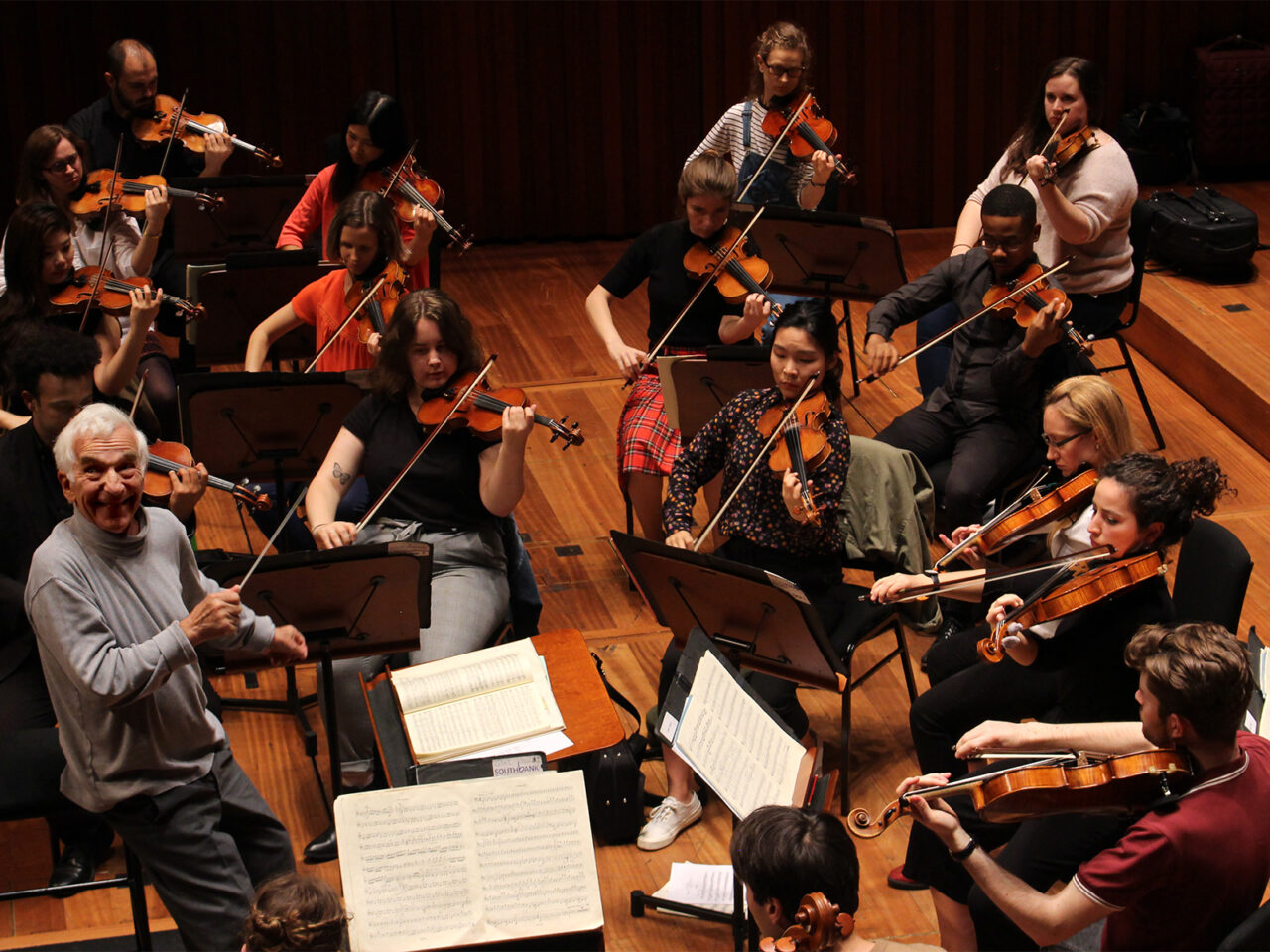 Vladimir Ashkenazy conducts Sinfonia Smith Square